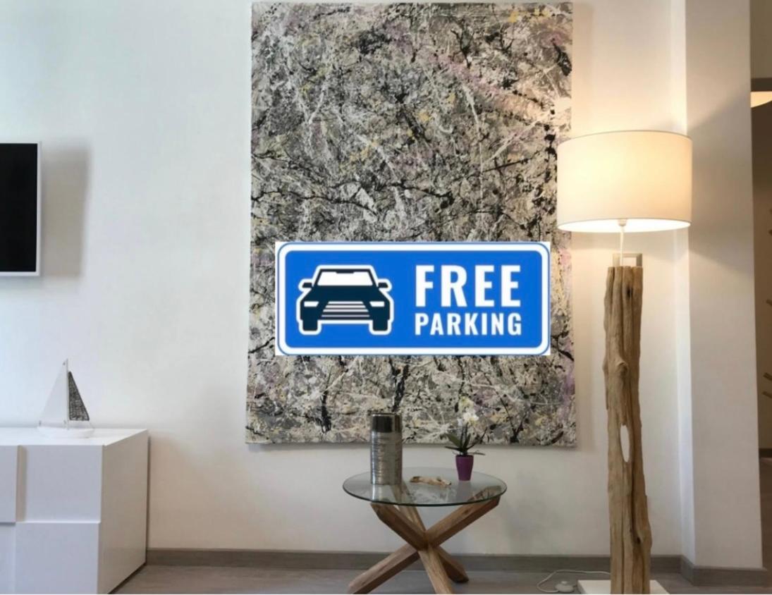 Apartment Lovely Really Downtown - Free Private Parking Included! - Genoa
